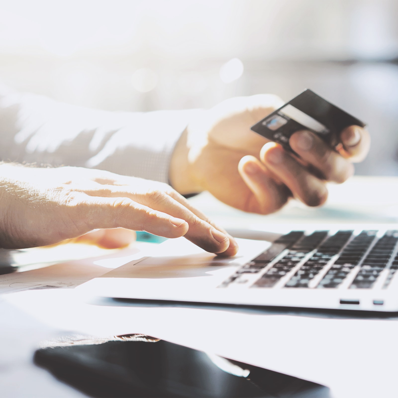 Keyp trygt á netinum