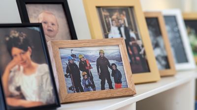 Myndir av eini familju
